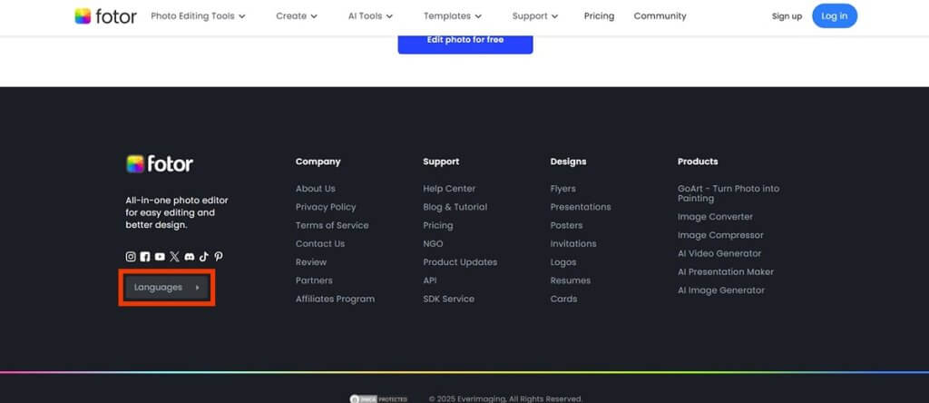 ログイン画面が英語で表示されている場合は、「Language」ボタンをクリック